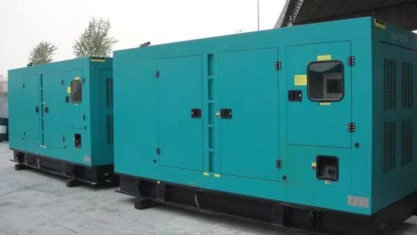 宜章康明斯400kw大型柴油二手发电机组
